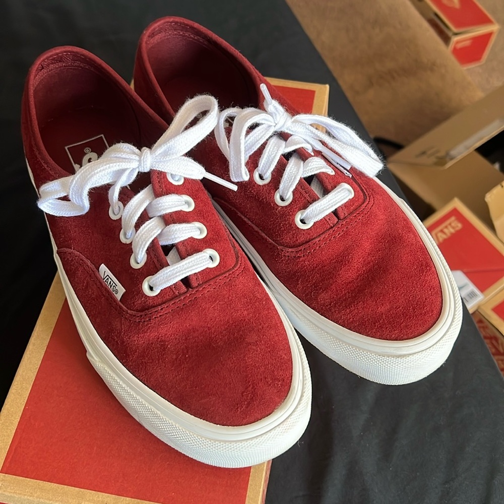 Vans authentics
